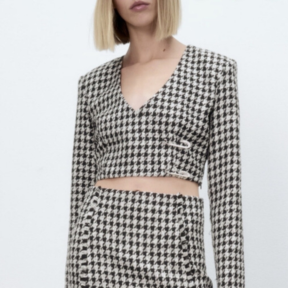 Zara Black And White Houndstooth Cropped Blazer